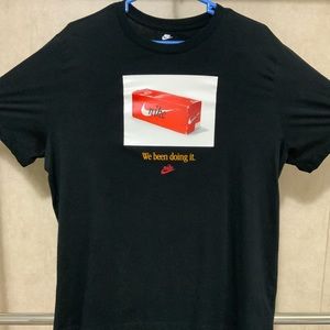 NIKE TEE (Sz XL)